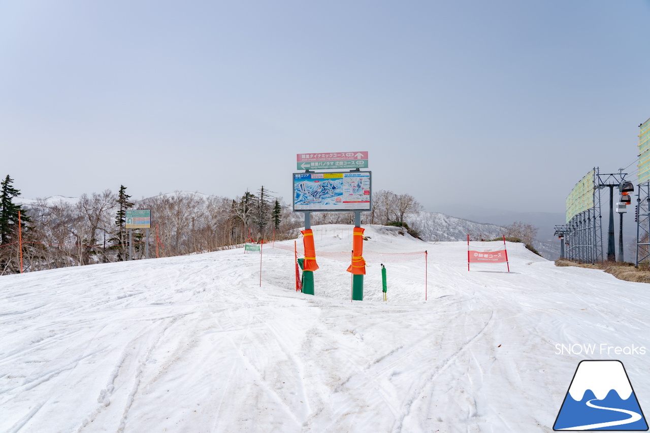 キロロリゾート｜初夏の陽気に耐えて、何とかGWまで持ってくれたキロロの雪…。さぁ、キロロゴンドラに乗って、山頂から山麓まで続く全長4,000ｍ超のロングランを楽しみましょう！